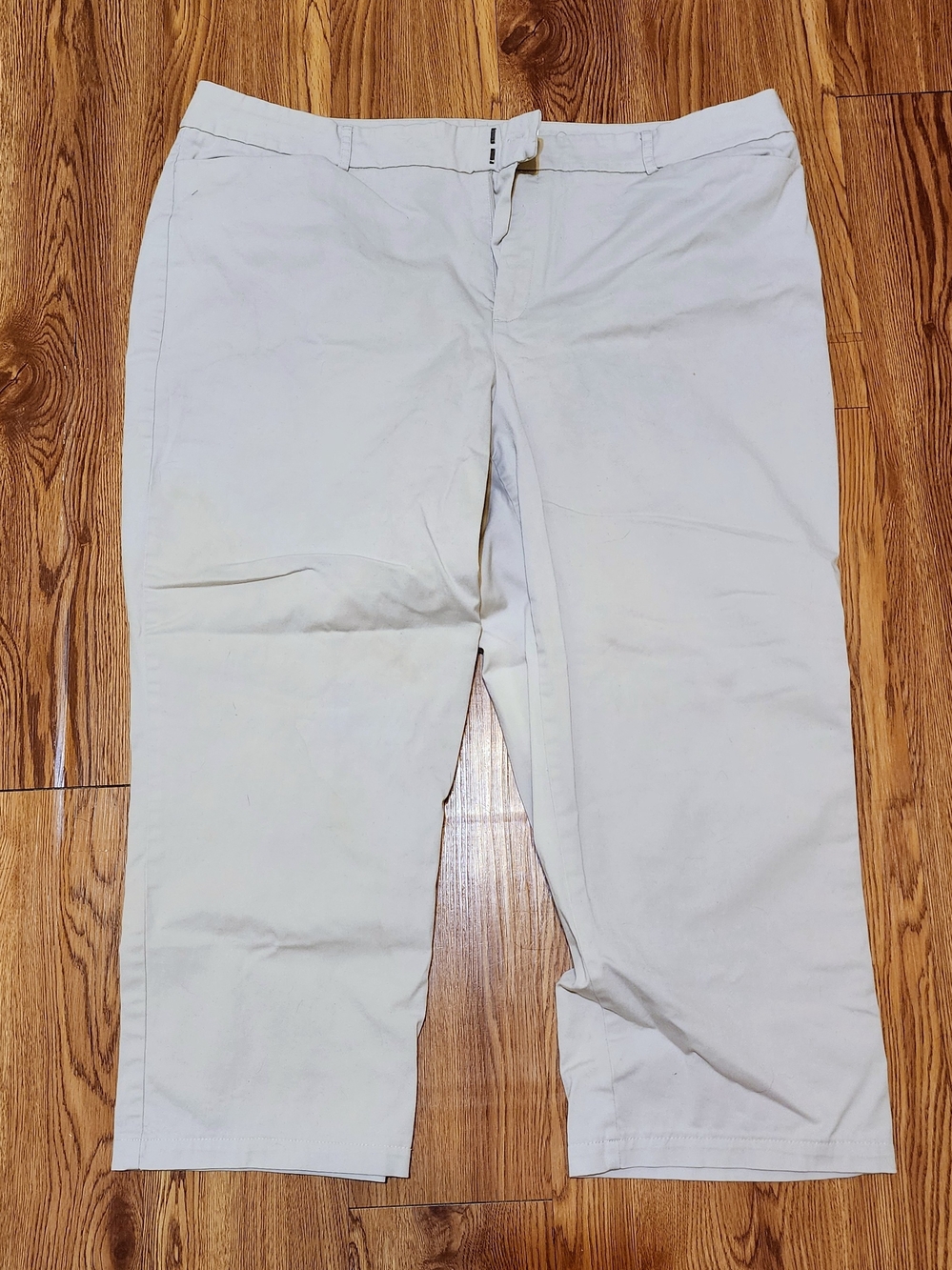 Dockers Women's Light Beige Straight-Leg Chino Trousers